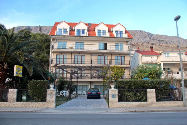 Pansion Begic (Omis)